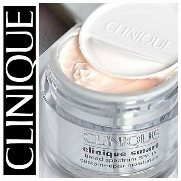 Clinique Smart Clinique Smart SPF 15 Custom-Repair Moisturizer